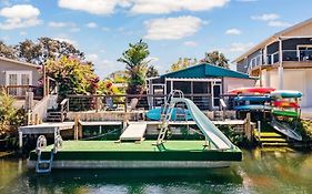 The Hideaway At Weeki Wachee